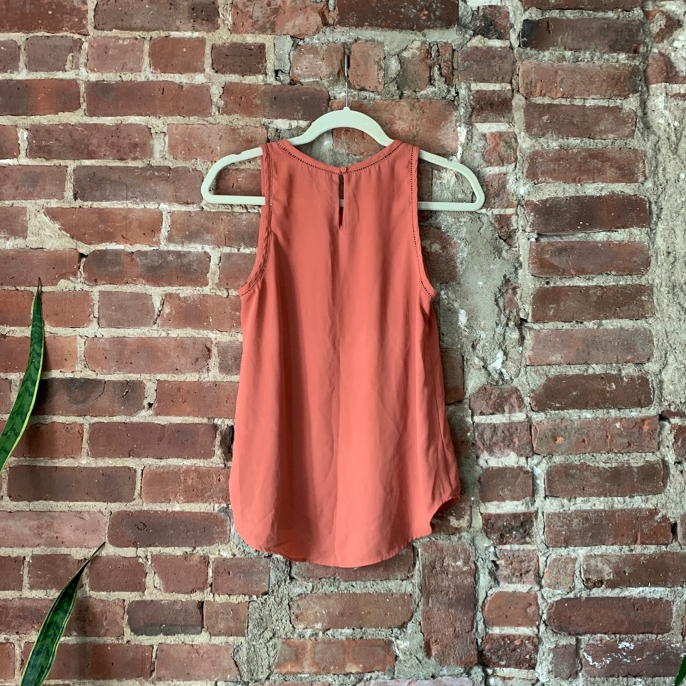 Breezy Tank Top - Picture 3 of 5